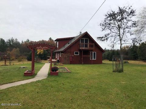 4793 E 40th St, Chase, MI 49623 photo 3