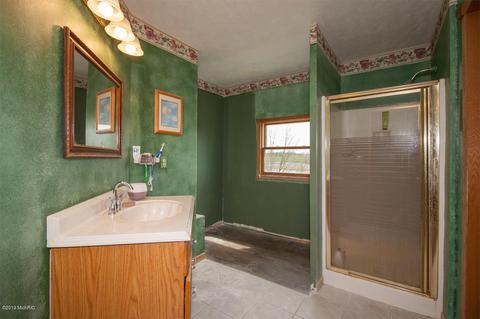 548 Groat Rd, Dowling, MI 49050 photo 10