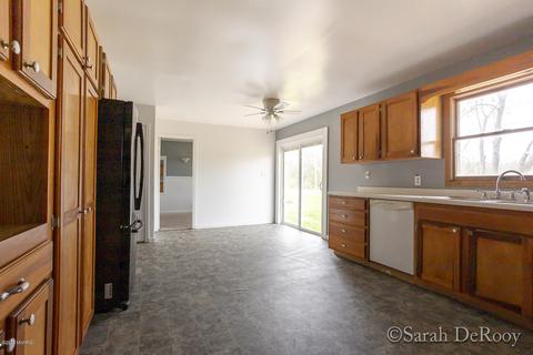 3018 Fifield Dr, Pierson, MI 49339 photo 7
