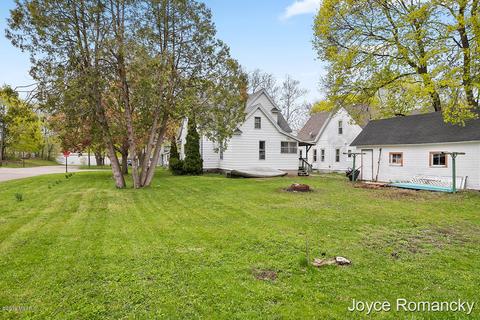 722 S Broas St, Belding, MI 48809 photo 19