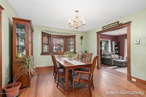 722 S Broas St, Belding, MI 48809 photo 10