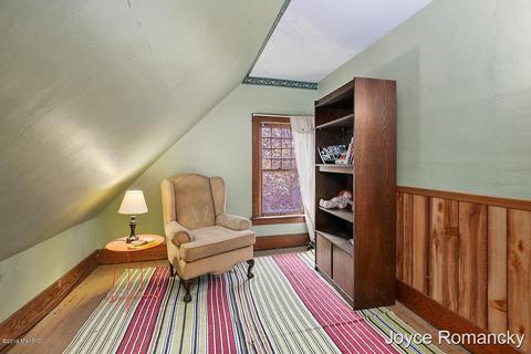 722 S Broas St, Belding, MI 48809 photo 16