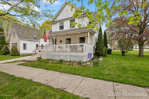 722 S Broas St, Belding, MI 48809 photo 1