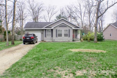 649 Beech St, Baldwin, MI 49304 photo 2