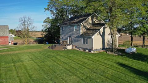 518 Booth Rd, Bronson, MI 49028 photo 4