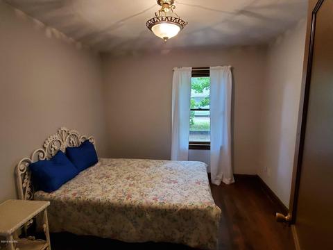 604 E Spring St, Whitehall, MI 49461 photo 9
