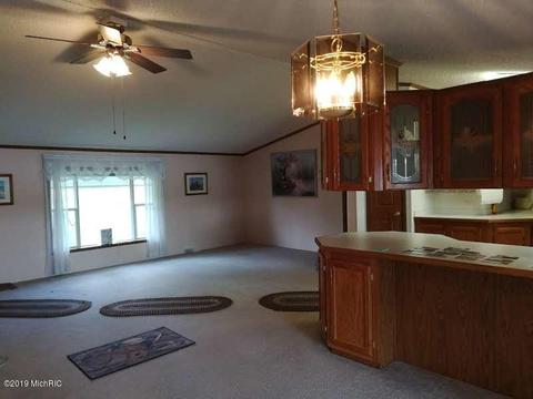 7607 E 5 Mile Rd, White Cloud, MI 49349 photo 35