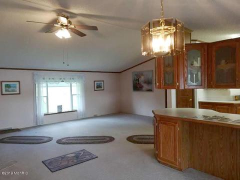 7607 E 5 Mile Rd, White Cloud, MI 49349 photo 34