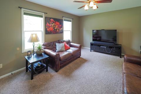 406 High St, Marshall, MI 49068 photo 5