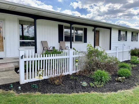 129 E Chicago Rd, Coldwater, MI 49036 photo 2