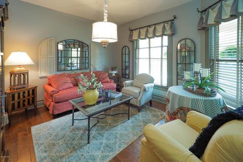 329 N Eagle St, Marshall, MI 49068 photo 5