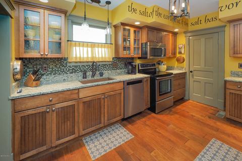 329 N Eagle St, Marshall, MI 49068 photo 11
