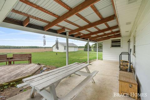 2795 144th Ave, Dorr, MI 49323 photo 16