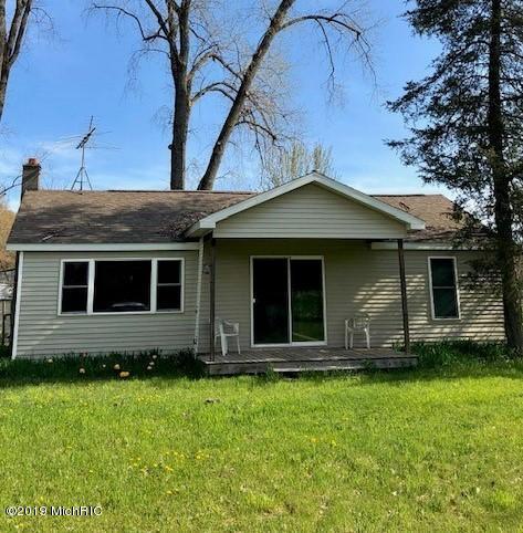4217 E 1 Mile Rd, White Cloud, MI 49349 photo 1