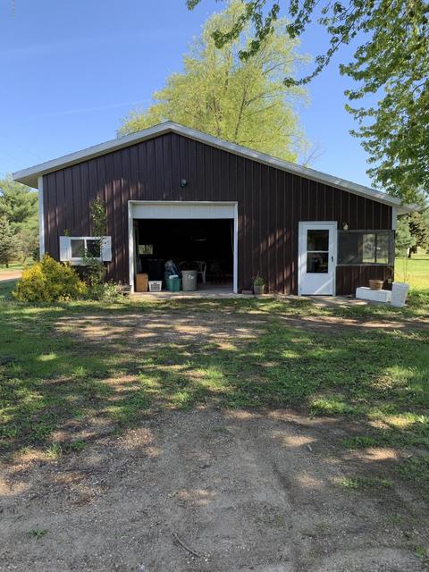 4543 E River Rd, Buchanan, MI 49107 photo 13