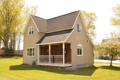 407 Beulah St, Belding, MI 48809 photo 10