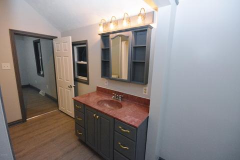 407 Beulah St, Belding, MI 48809 photo 5