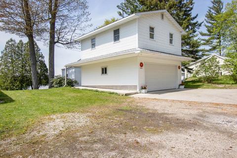 4063 W Stanton Rd, Stanton, MI 48888 photo 4