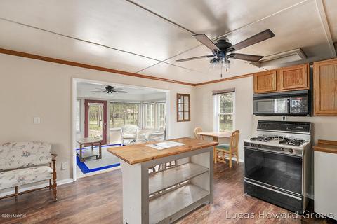 1659 W Bartlet Rd, Baldwin, MI 49304 photo 9