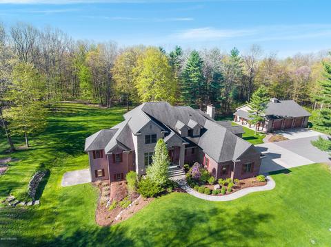 3323 W B Ave, Plainwell, MI 49080 photo 7