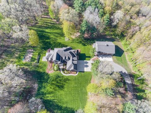 3323 W B Ave, Plainwell, MI 49080 photo 6