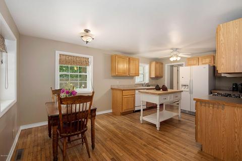 933 Orchard Dr, Marshall, MI 49068 photo 12