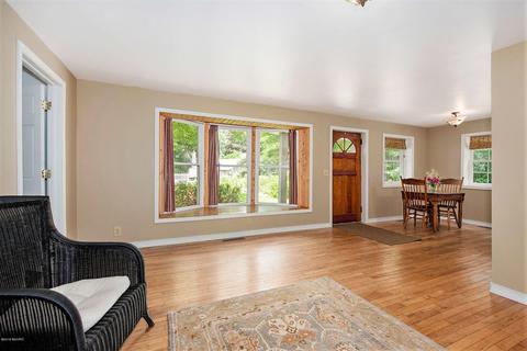 933 Orchard Dr, Marshall, MI 49068 photo 10