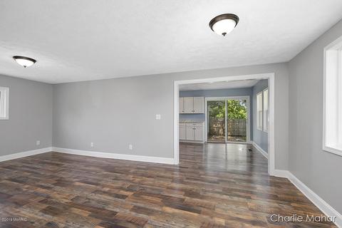 216 Vincent St, Belding, MI 48809 photo 7