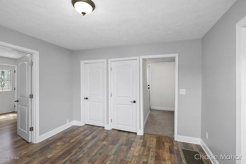 216 Vincent St, Belding, MI 48809 photo 12
