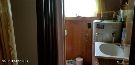8173 S M-37, Baldwin, MI 49304 photo 11