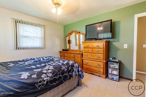 7534 Easy St, Whitehall, MI 49461 photo 12