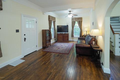 122 W First Ave, Plainwell, MI 49080 photo 3