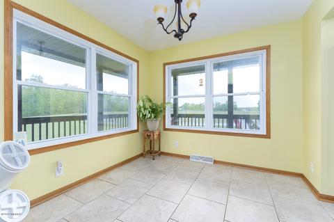 8445 S 29th St, Scotts, MI 49088 photo 11