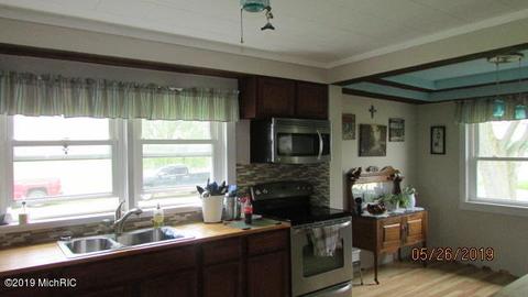 15111 S Pittsford Rd, Waldron, MI 49288 photo 11