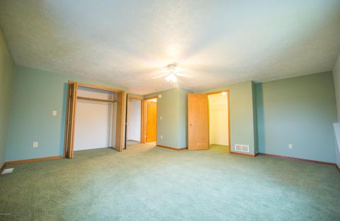 319 Hall St, Belding, MI 48809 photo 32