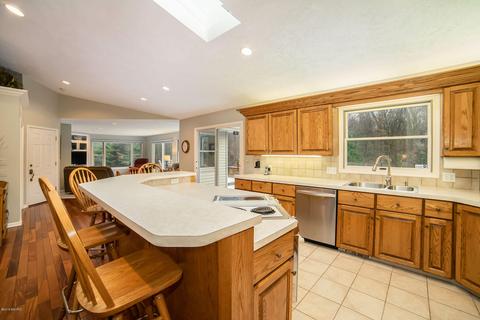 850 Pine Valley Dr NE, Ada, MI 49301 photo 18