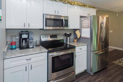 13485 Augusta Dr, Augusta, MI 49012 photo 9