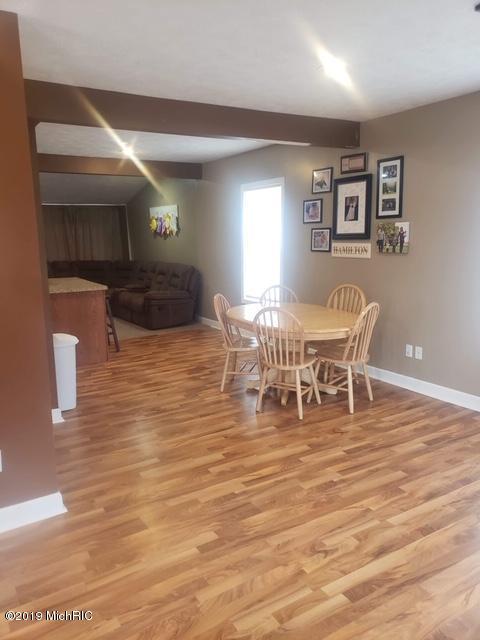 360 First St, Sunfield, MI 48890 photo 7