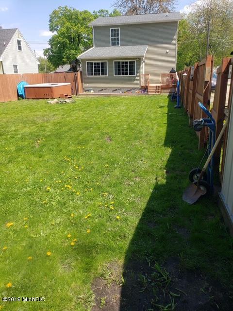 360 First St, Sunfield, MI 48890 photo 12