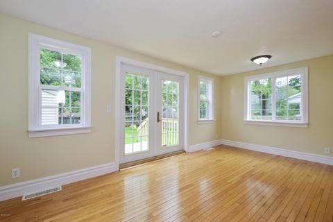 412 S Front St, Belding, MI 48809 photo 9