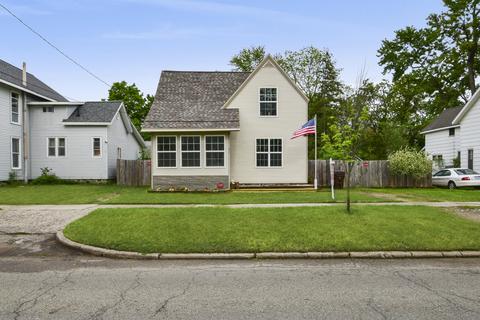 412 S Front St, Belding, MI 48809 photo 1