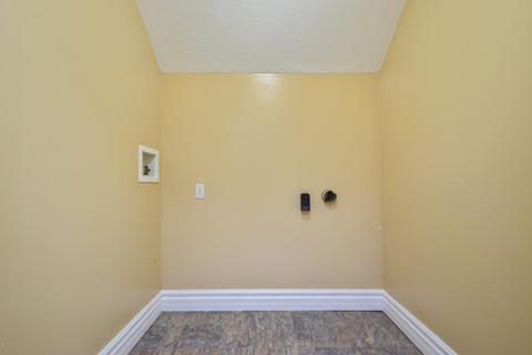 412 S Front St, Belding, MI 48809 photo 16