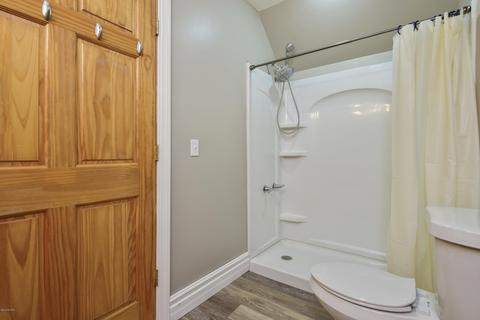 412 S Front St, Belding, MI 48809 photo 14