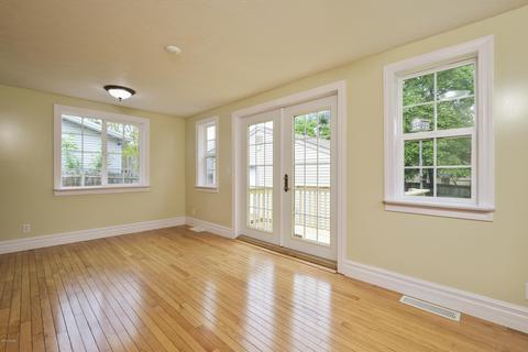 412 S Front St, Belding, MI 48809 photo 8