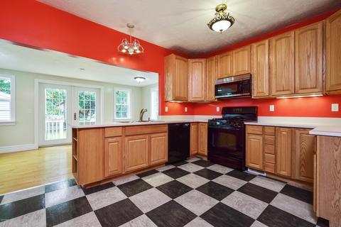 412 S Front St, Belding, MI 48809 photo 5