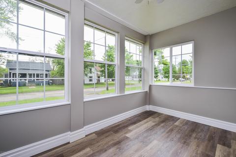 412 S Front St, Belding, MI 48809 photo 3