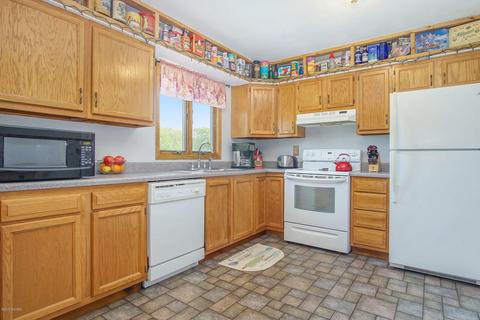 1321 Clinton Ln, White Cloud, MI 49349 photo 17