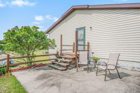 1321 Clinton Ln, White Cloud, MI 49349 photo 4