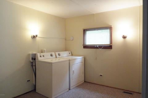 5483 Wooln St, Pullman, MI 49450 photo 13