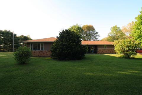 2025 Bell Rd, Niles, MI 49120 photo 1